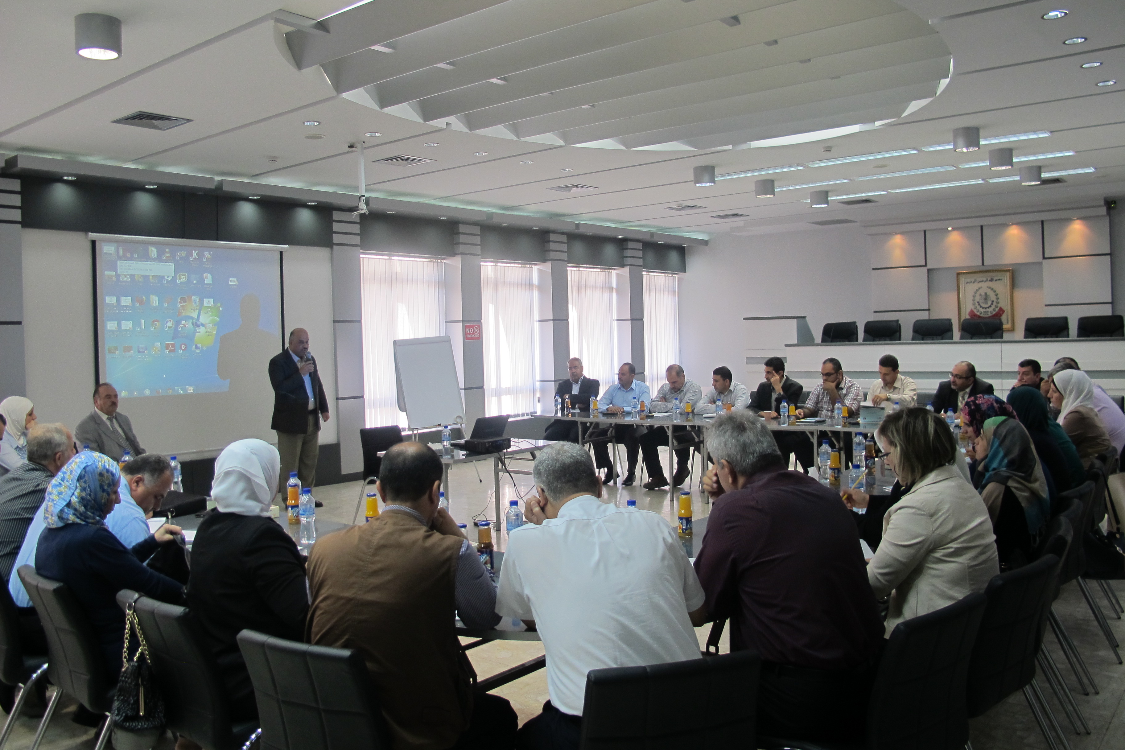 المشروع البلجيكي ECIB يعقد ورشة عمل في غرفة تجارة نابلس 13/10/2014