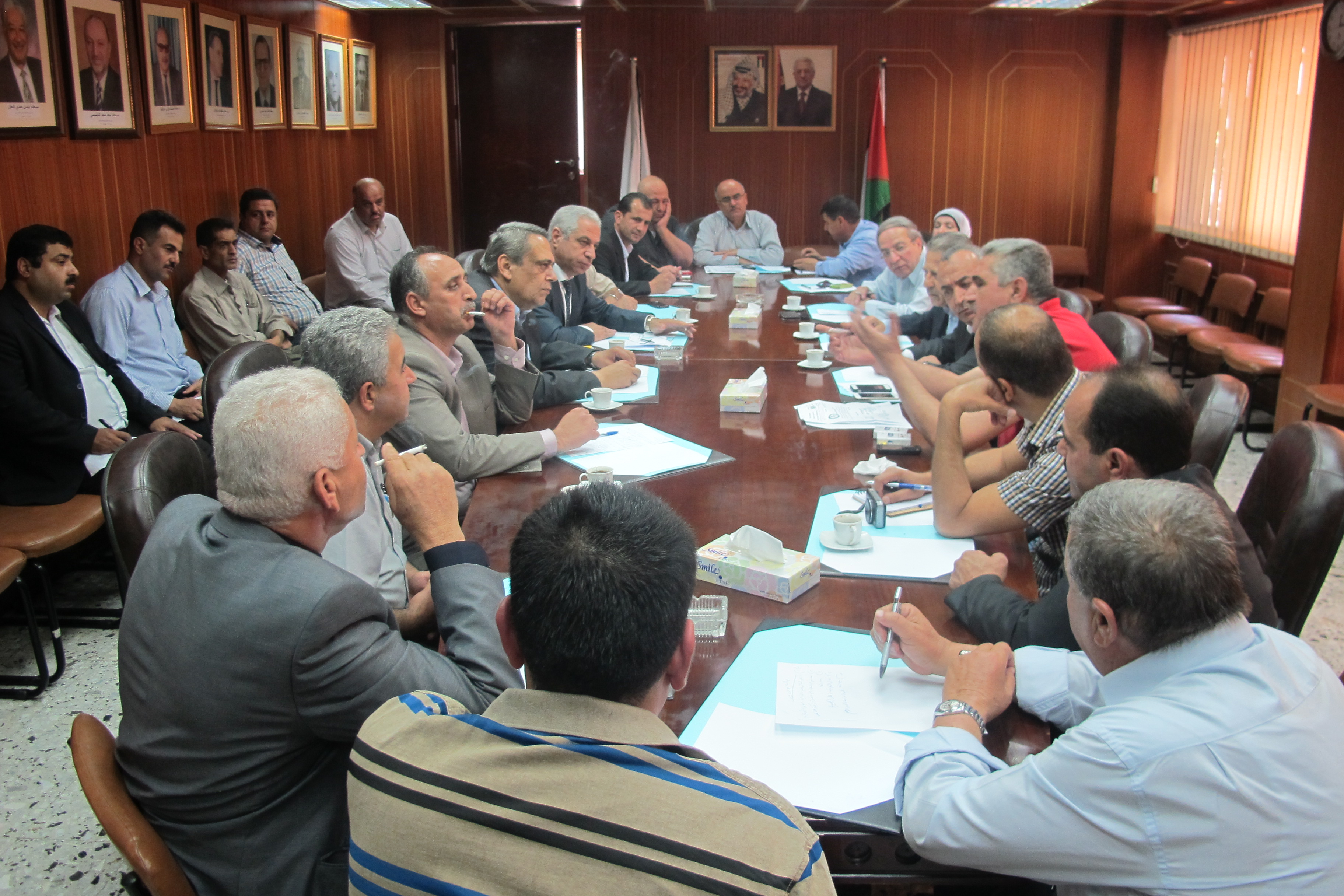 وزير الزراعة يزور غرفة تجارة نابلس 11/6/2015