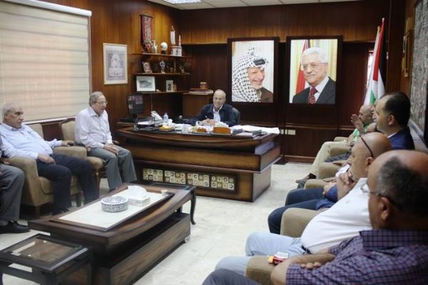 مجلس ادارة الغرفة يجتمع مع رئيس واعضاء لجنة بلدية نابلس 2/9/2015