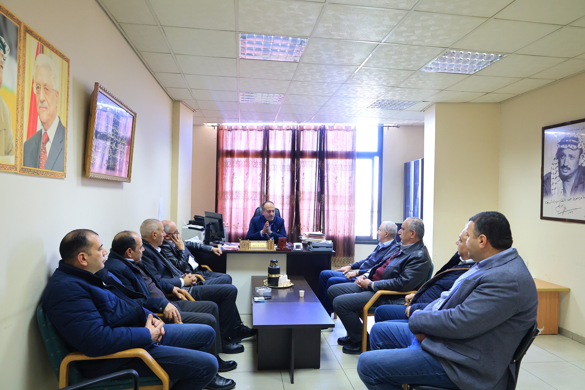 مجلس إدارة الغرفة يبحث التعاون الثنائي مع مدير ضريبة الدخل في نابلس 7-2-2026